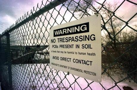In 2005, a sign was posted near a bridge over the Housatonic River near the General Electric Plant in Pittsfield. 
